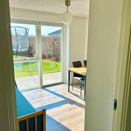 Spacious City Family Retreat With Garden & Patio Villa Odense